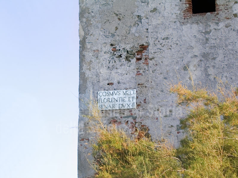Inscription on the Medici tower near the New Tower, San Vincenzo.