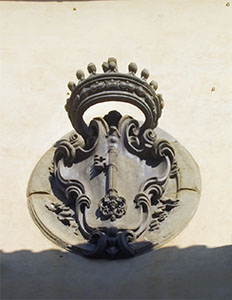 Coat of arms on the faade of the Ricciardiana Library, Florence.