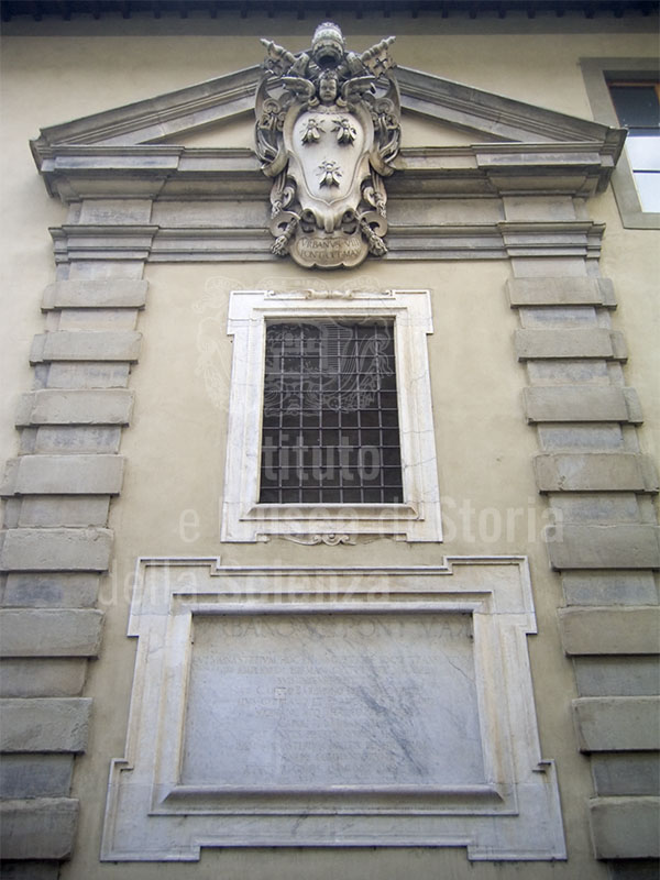 Detail of the faade of the Liceo Classico "Michelangiolo", Florence.