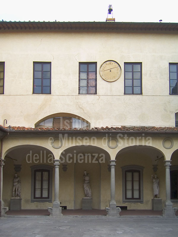 Cortile dell'Ex Ospedale di San Matteo, Firenze.