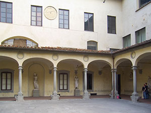 Cortile dell'Ex Ospedale di San Matteo, Firenze.