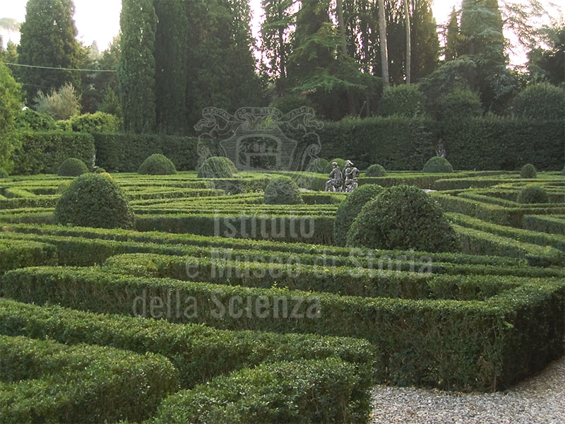 Giardino di Villa Schifanoia, Fiesole.