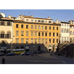 Facciata del Palazzo dal Pozzo Toscanelli in piazza Pitti a Firenze.