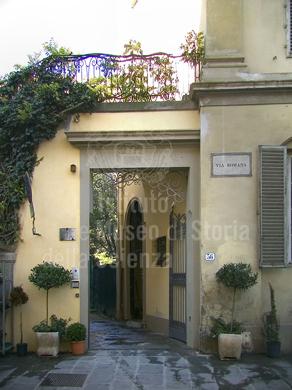 Entrance of the Annalena Garden on Via Romana, Florence.