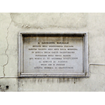 Lapide sulla facciata della casa di Giuseppe Barellai, Firenze.
