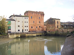 Mulino ad acqua fortificato, Monteroni d'Arbia.