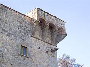 Sommit delle mura del Castello di Meleto, Gaiole in Chianti.