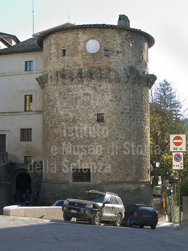 A fortification on the outer circle of walls, in Piazza Garibaldi at Cetona.