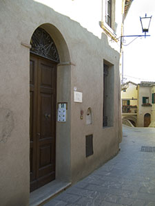 Entrance to the Municipal Museum of Prehistory at Cetona.